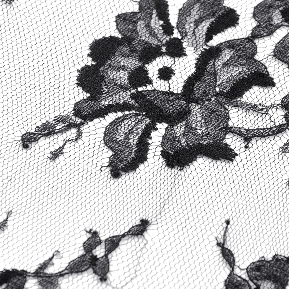 Bolero Gótico Negro Floral Mangas Acampanadas - Image 11