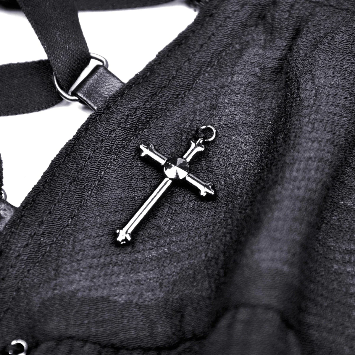 Falda Asimétrica de Tul Negro con Capas y Volantes - Image 10